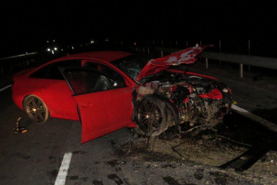 Ilustračný obrázok k článku Tragédia na R1: Polícia vysvetľuje okolnosti nehody! FOTO z miesta