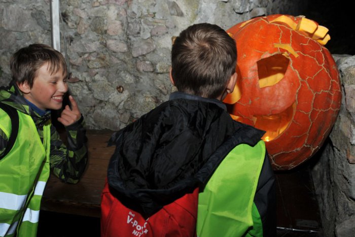 Ilustračný obrázok k článku Na Strečne nám pôjde o krk: Známy hrad zažije Noc duchov, tekvíc a strašidiel