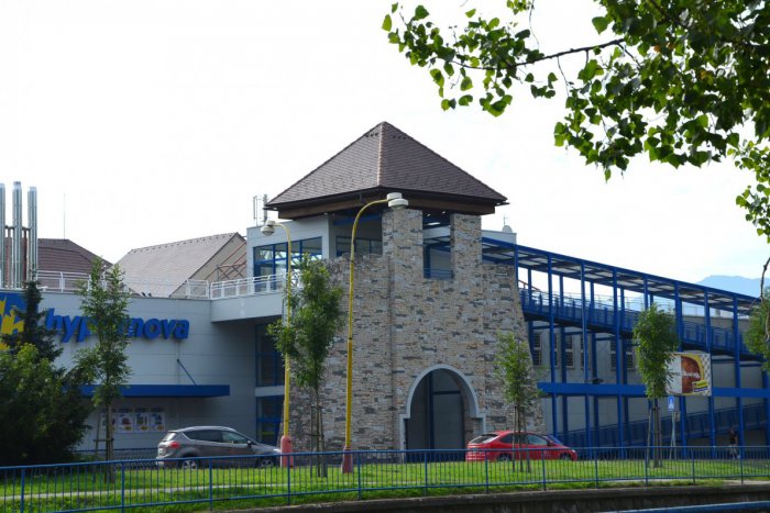 Ilustračný obrázok k článku Hypernova v Ružomberku končí posledného januára budúceho roka!