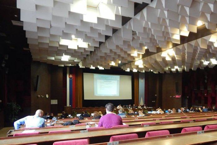 Ilustračný obrázok k článku O informáciách rozhoduje Redakčná rada: Nezávislým poslancom sa nepáči mediálna politika mesta