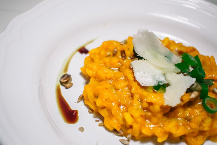 Ilustračný obrázok k článku Redakcia Bratislava24.sk radí: Pripravte si doma rizoto plné chutí a farieb jesene