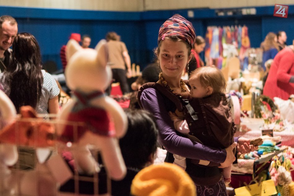 Ilustračný obrázok k článku Dúbravský jarmok: Poctivá ručná práca, kvalitné domáce výrobky. Podujatie, ktoré prináša celkom nový pohľad na jarmoky