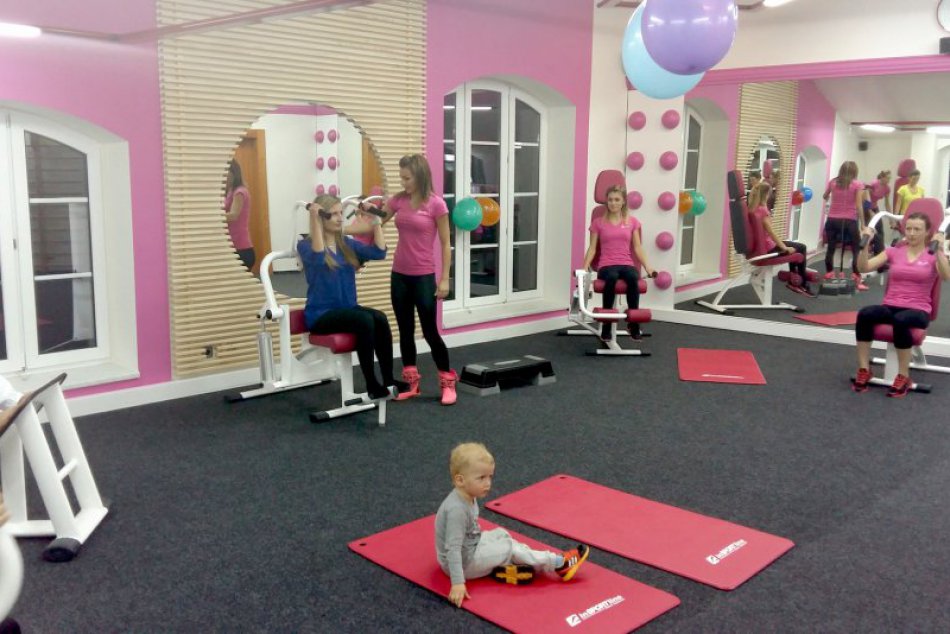 Ilustračný obrázok k článku Expreska pre zaneprázdnené ženy: Precvičte si celé telo za tridsať minút