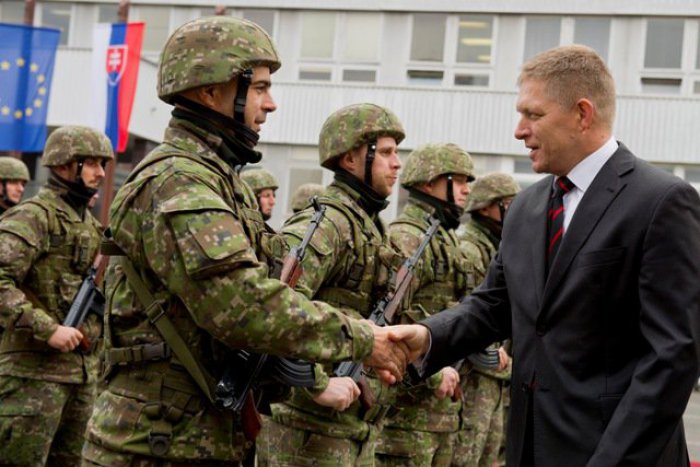 Ilustračný obrázok k článku Vojaci odchádzajú do Maďarska na cvičenie: Súvisí s migračnou krízou