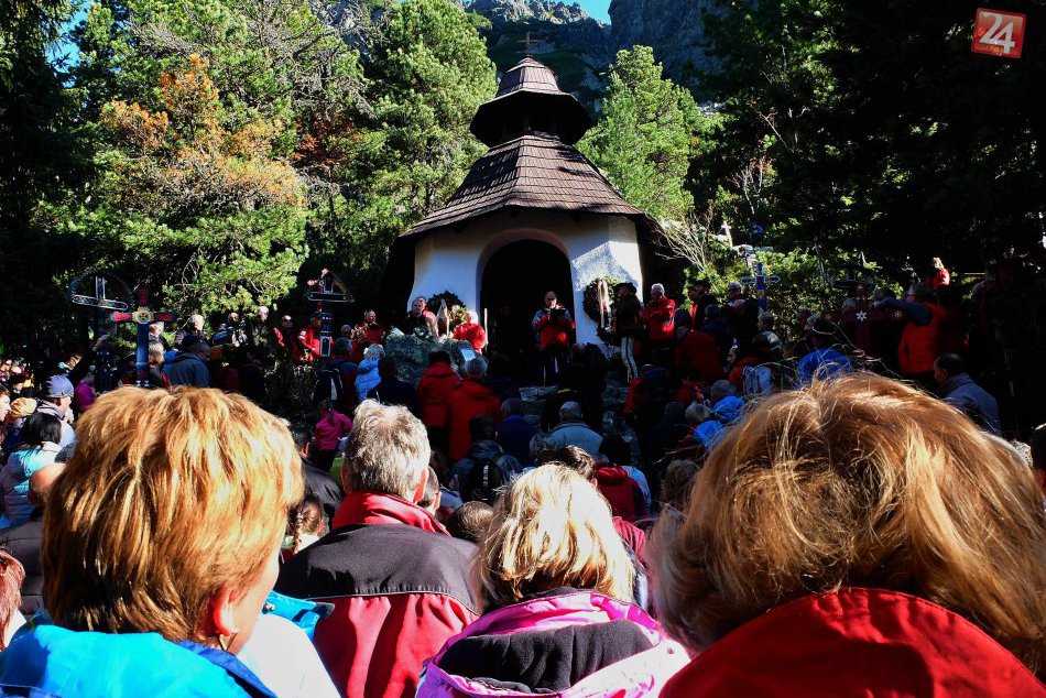 Ilustračný obrázok k článku Spomienka na obete hôr: Na Symbolickom cintoríne pribudli tabuľky s deviatimi menami
