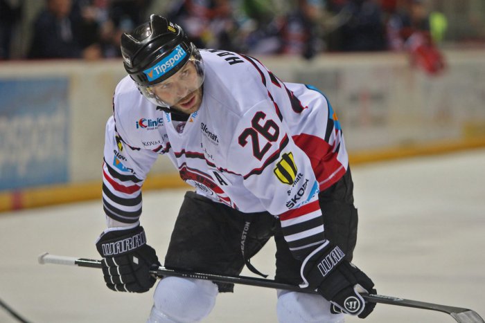 Ilustračný obrázok k článku Nové posily bystrických hokejistov? Handzuš so Sersenom na tréningu baranov