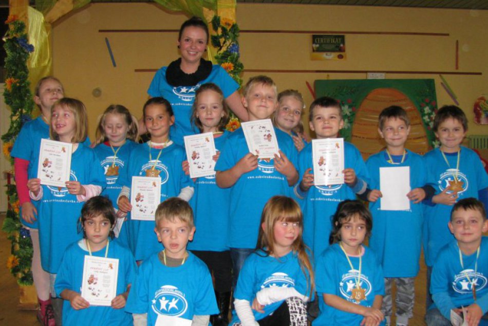 Ilustračný obrázok k článku Koho by už ten pohľad nepotešil pri srdci: Jedáleň v Revúcej zaplavili postavičky z rozprávky Včielka Mája