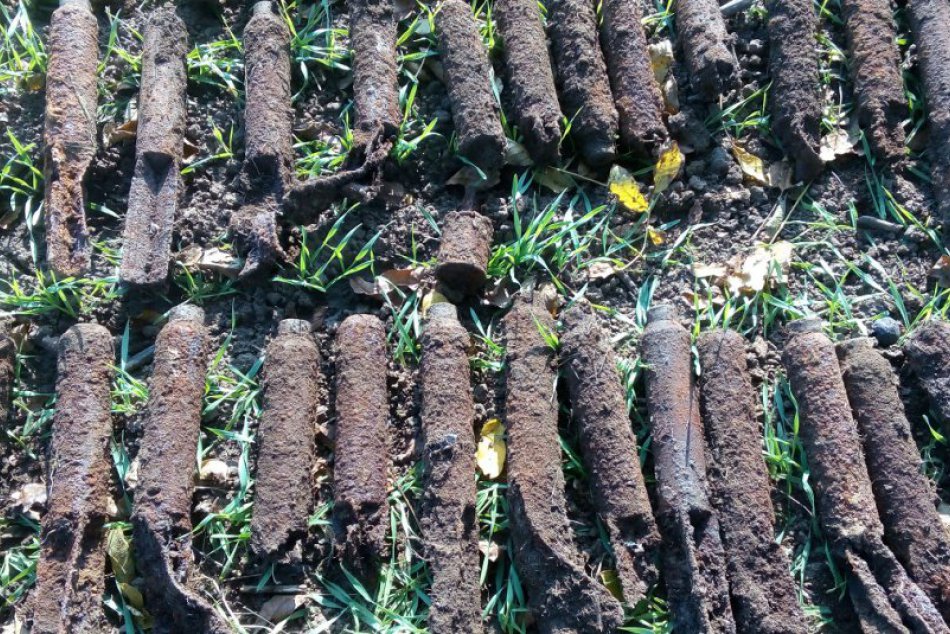 Ilustračný obrázok k článku Nález, z ktorého mrazí: Až 120 mín na poli v našom okrese! FOTO