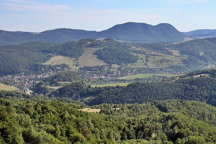 Ilustračný obrázok k článku Súťaž o naj obec už finišuje: 5 dedín okresu Rožňava, ktorým sa vedie najlepšie