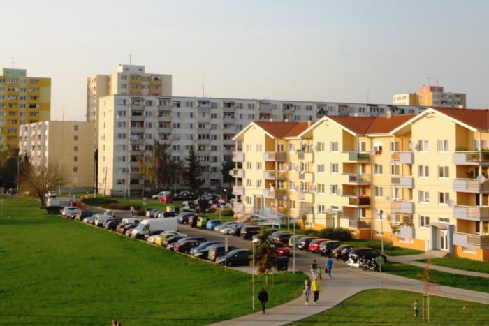 Ilustračný obrázok k článku Topoľčianske sídliská sú pre mnohých v prvom rade domovom: Čo o nich ale vlastne viete?