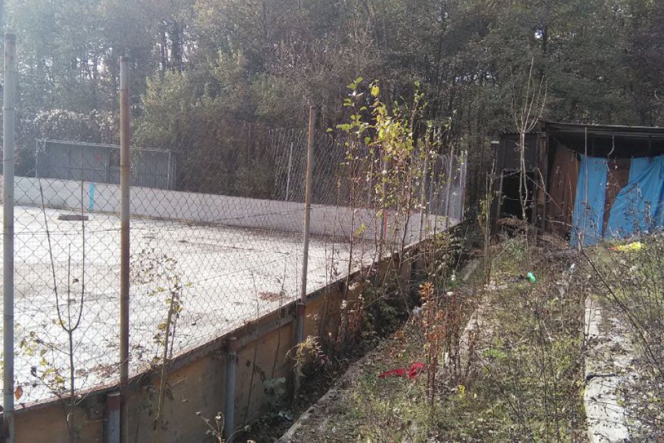 Ilustračný obrázok k článku Zmena k lepšiemu pod Urpínom: Ľudia si zobrali do parády strašiaka bystrického sídliska!