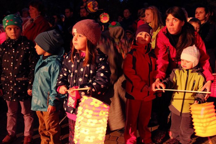 Ilustračný obrázok k článku Kam tento týždeň v Bratislave? Čaká na vás Festival Slobody, Radůza, ale aj lampiónový sprievod