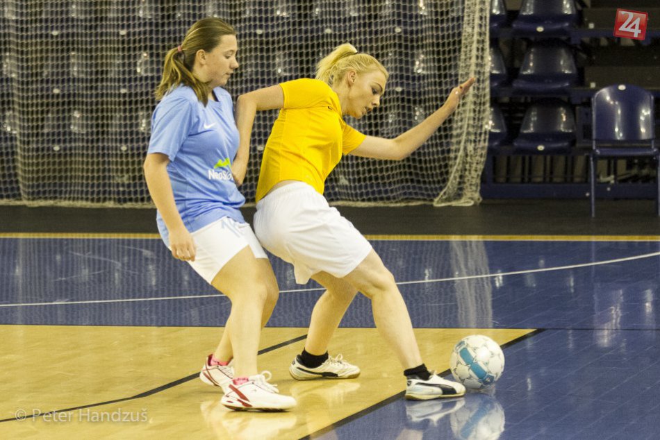 Ilustračný obrázok k článku OBRAZOM: Takto hrajú futsal dievčatá