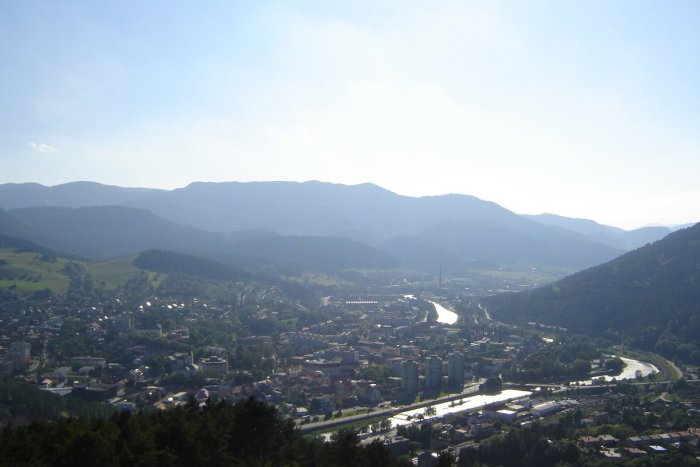 Ilustračný obrázok k článku Predbežné výsledky: Ovzdušie nad Ružomberkom znečisťuje aj veľa emisií z iných štátov