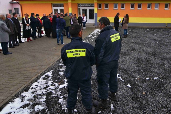 Ilustračný obrázok k článku Rómske hliadky si pochvaľuje mesto, obyvatelia i polícia: Jelšava by chcela v projekte pokračovať