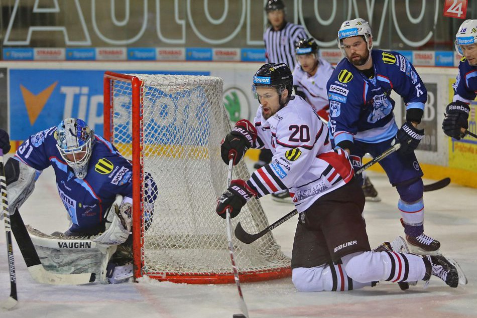 Ilustračný obrázok k článku Nitra po prestávke prehrala: Nestačili jej ani dva góly v sieti Banskej Bystrice