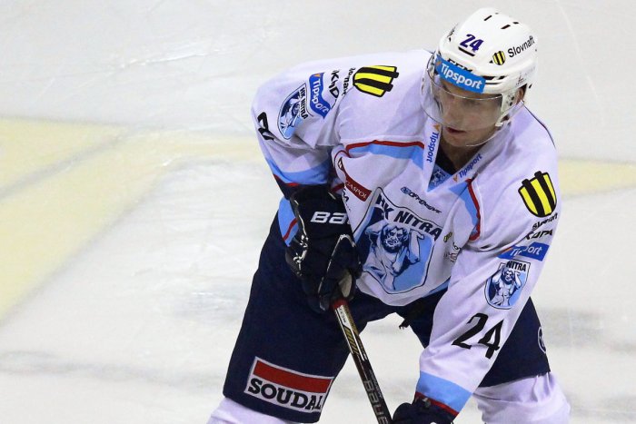 Ilustračný obrázok k článku Stopka pre nášho hráča: HK Nitra v sobotu proti Bystrici bez potrestaného Mezeia