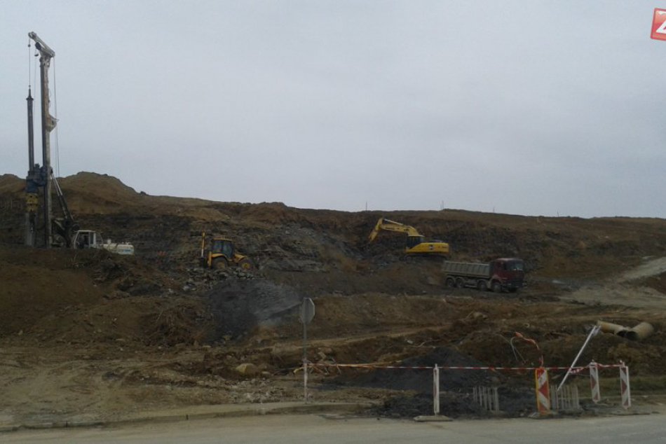 Ilustračný obrázok k článku Práce na obchvate Brezna zďaleka neutíchajú: Ide všetko podľa plánu? Aktuálne FOTO