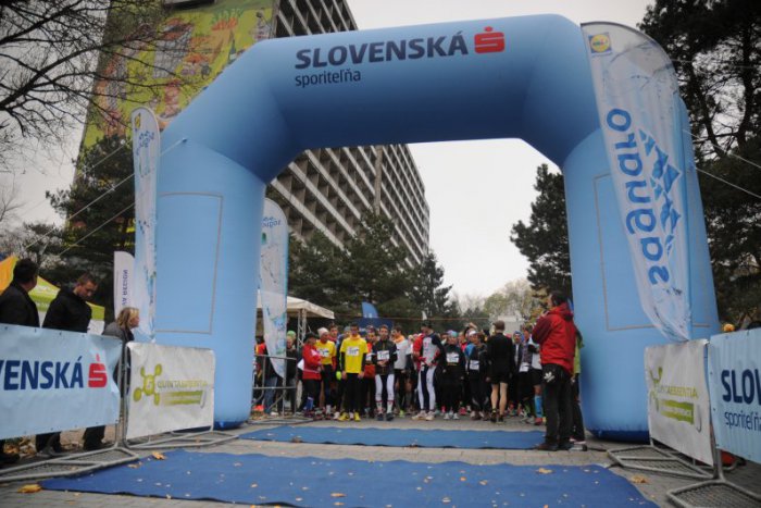 Ilustračný obrázok k článku Symbolickým Študentským behom si v Bratislave pripomenieme novembrové udalosti