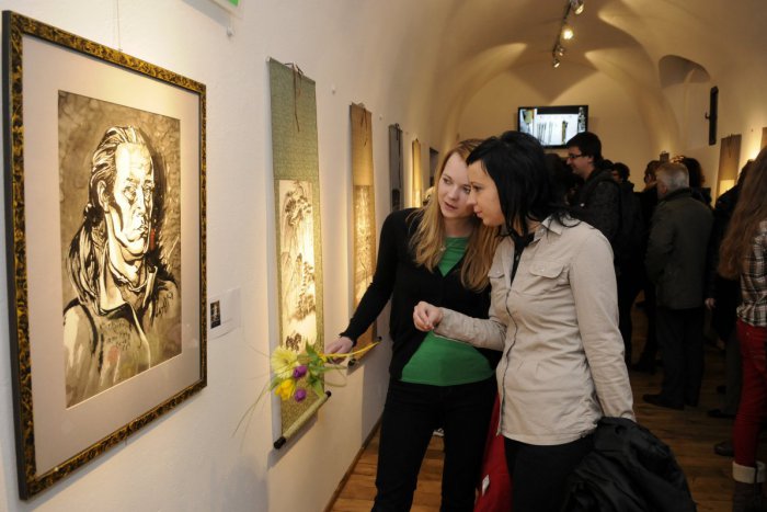 Ilustračný obrázok k článku V bratislavskom Satelite sú dve výstavy súčasného českého dizajnu