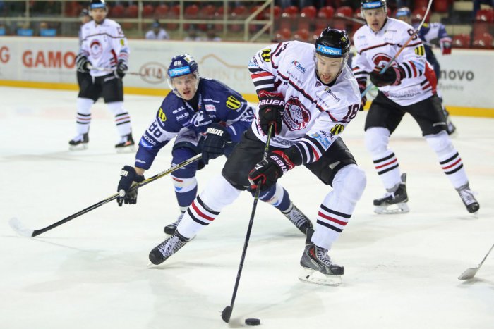 Ilustračný obrázok k článku Barani vycestovali na zápas do Martina: Skórovať dokázali až v poslednej tretine