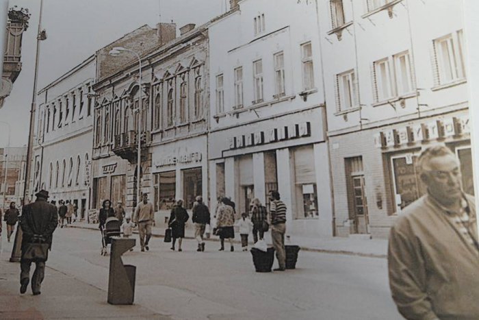 Ilustračný obrázok k článku Nitriansky Tuzex, luxus, na ktorý mnohí spomínajú: Pamätáte ešte, od koho ste kupovali bony?