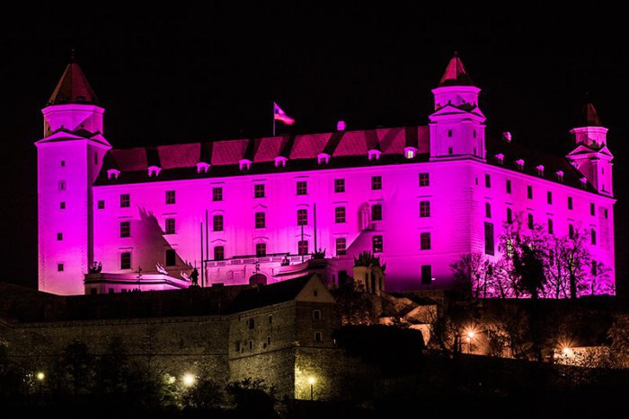 Ilustračný obrázok k článku Každé 9.dieťa sa u nás rodí predčasne. Dnešný deň je aj svetovým dňom predčasne narodených bábätiek