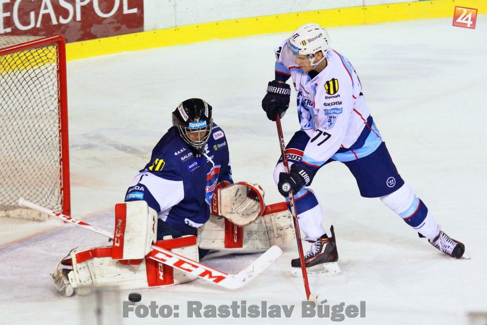 Ilustračný obrázok k článku Martin Prehral pod Zoborom: Rozhodli dva góly Kanaďana Lalibertého