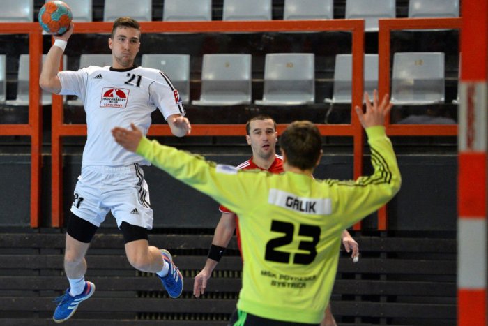 Ilustračný obrázok k článku Prestup, ktorý čakal málokto: Topoľčany opúšťa Martin Briatka!