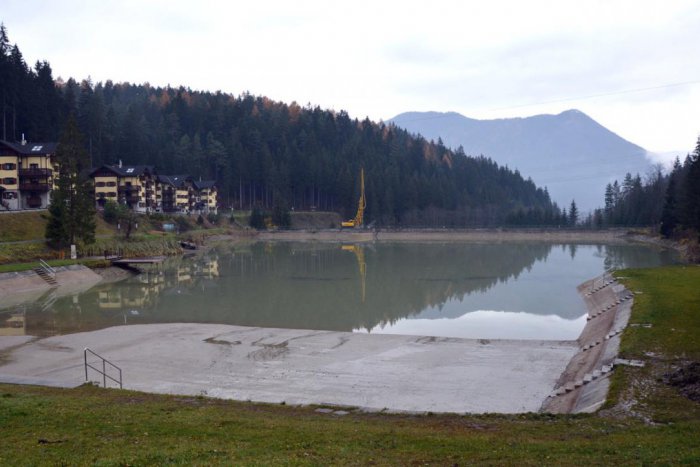 Ilustračný obrázok k článku Dno hrabovskej priehrady je vyčistené, hrádza je znova bezpečná: Viete, koľko má rokov?