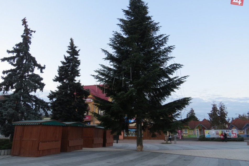 Ilustračný obrázok k článku Obľúbené podujatie už prichádza: O pár dní odštartujú vianočné trhy v Michalovciach