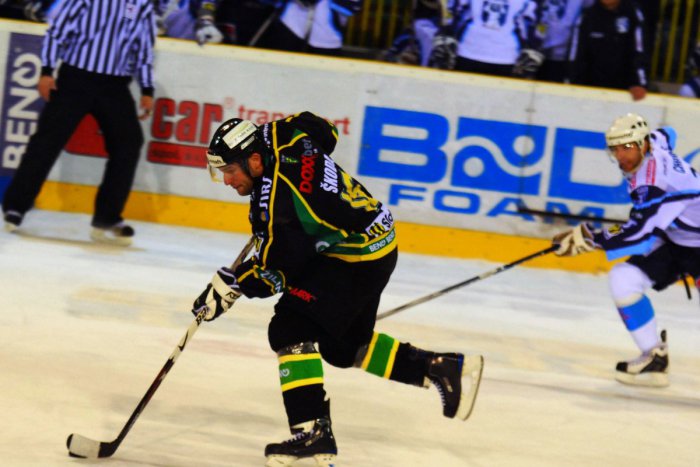 Ilustračný obrázok k článku V kádri vlkov pribudlo nové meno: Ofenzívu Žiliny posilní český útočník