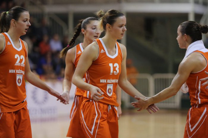Ilustračný obrázok k článku Basketbalová Ruža tretia v Slovenskom pohári. Druhý marcový víkend sa v Koniarni hrá Final four