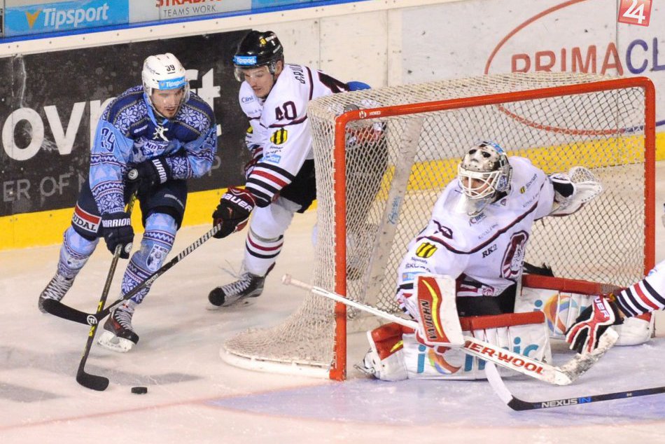 Ilustračný obrázok k článku Existenčné problémy Skalice spôsobili zmenu: Bystrica v nedeľu proti Nitre aj v televízii!