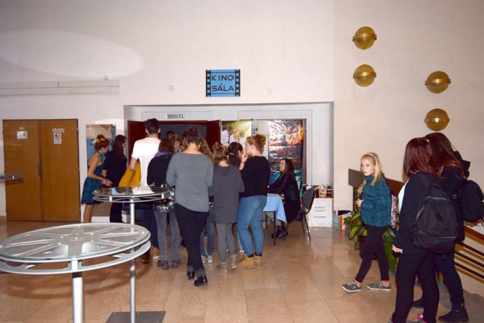 Ilustračný obrázok k článku Filmový ošiaľ v žiarskej kinosále: Nátresk ako nikdy, postavy vystúpili z plátna a to bol len začiatok! FOTO a VIDEO