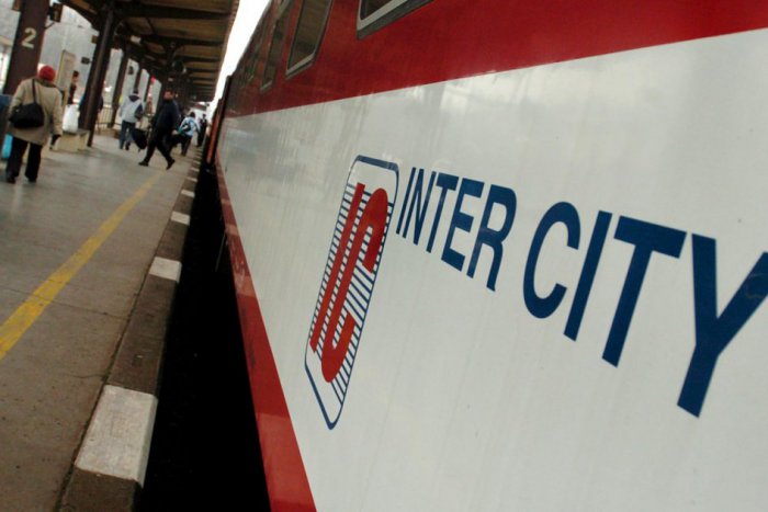 Ilustračný obrázok k článku Zrušenie IC vlakov Ján Počiatek poslancom nevysvetľoval, výbor sa nekonal