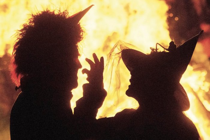 Ilustračný obrázok k článku Do Bratislavy zavítajú Lucie a bosorky