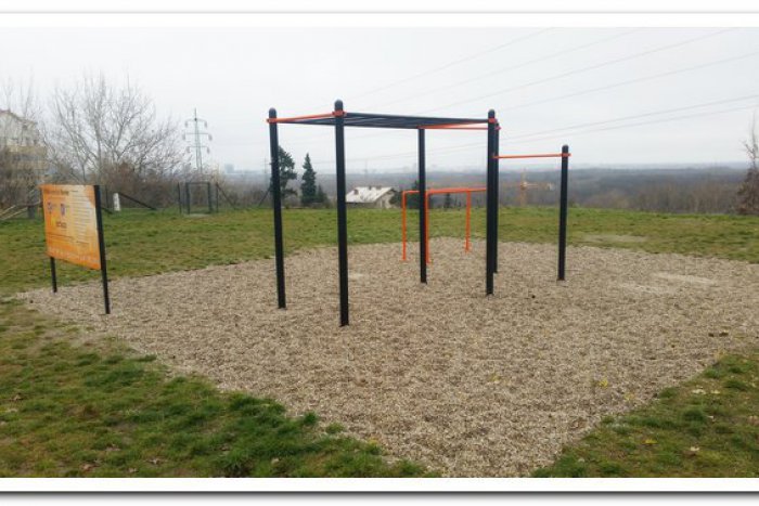Ilustračný obrázok k článku Nové workoutové ihriská sú k dispozícii v Dúbravke aj v Karlovej Vsi