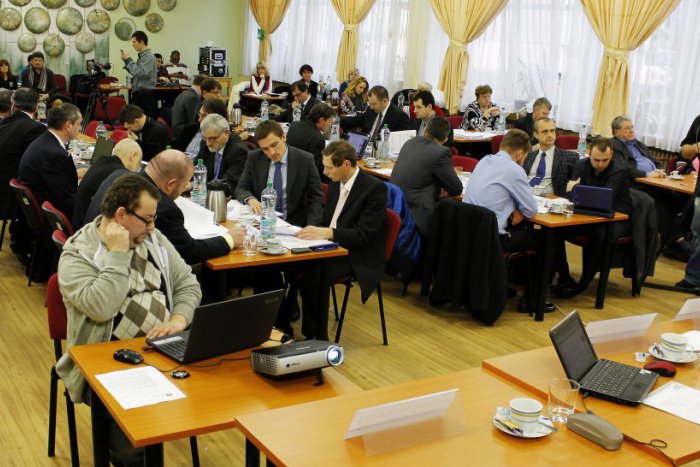 Ilustračný obrázok k článku Dúbravskí poslanci budú rokovať o rozpočte