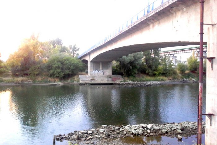 Ilustračný obrázok k článku Bude v hlohoveckom centre menej áut? Poslanci odklepli MEGA plán!