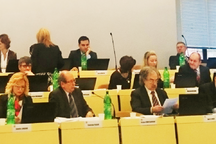 Ilustračný obrázok k článku Chaos počas hlasovania prešovských poslancov: Mnohí uviedli, že nepochopili, za čo hlasujú!