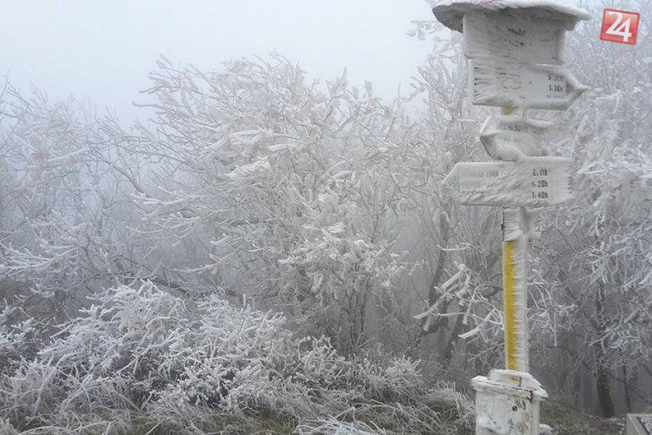 Ilustračný obrázok k článku FOTO ako z rozprávky: Róbert vyšiel na Zobor a naskytol sa mu prekrásny pohľad!