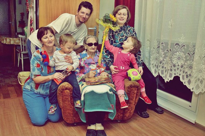 Ilustračný obrázok k článku Najstaršia obyvateľka Rožňavy má dôvod na radosť: Pani Magda oslávila 98 rokov!