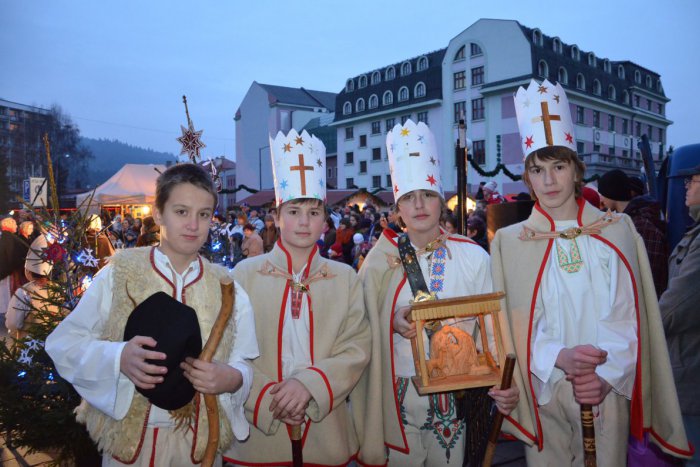 Ilustračný obrázok k článku TIPY na VÍKEND: Ružomberské vianočné trhy 2015 vrcholia, na ďalšie vás pozývajú