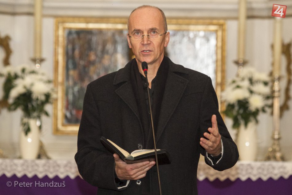 Ilustračný obrázok k článku Vianoce začínajú narodením Spasiteľa a pokračujú smrťou Štefana. Prečo je to tak?