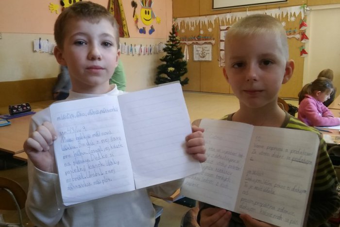 Ilustračný obrázok k článku Michalovská škola zaviedla ako prvá špeciálne písmo: Je vhodnou alternatívou pre ľavákov či dyslektikov