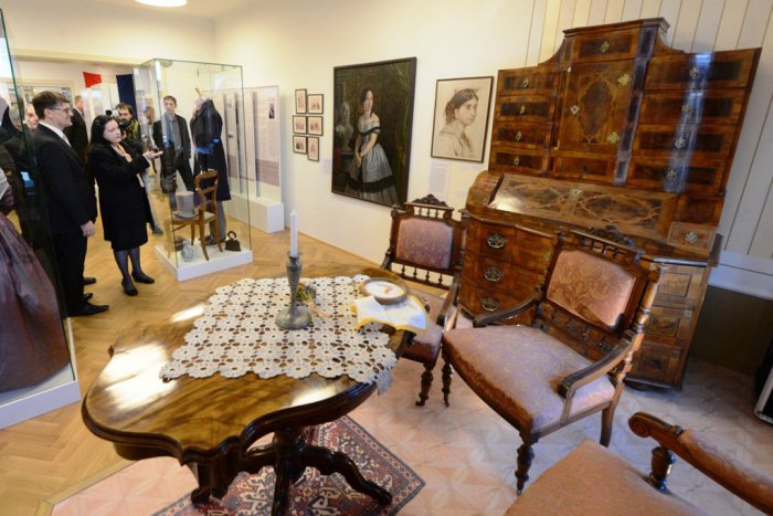 Ilustračný obrázok k článku Láska k rodnému miestu a rodine: Známa publikácia o Ľudovítovi Štúrovi pochádza z Topoľčian