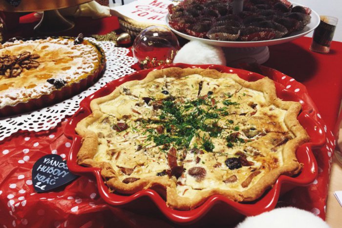 Ilustračný obrázok k článku Štedrovečernú večeru si v reštaurácii nedáte, v hoteloch vás ešte ubytujú