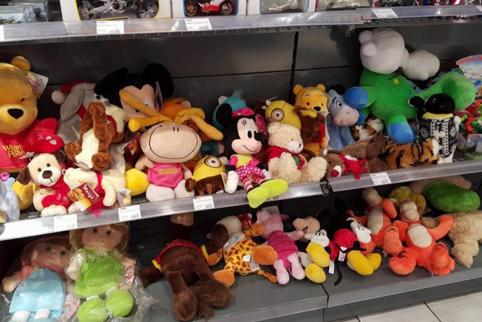 Ilustračný obrázok k článku Nestihli ste kúpiť vianočné darčeky, skúste to na benzínke. Máme pre vás 5 tipov