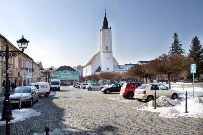 Ilustračný obrázok k článku V roku 2015 sa mestu podľa primátora darilo znižovať úvery aj budovať